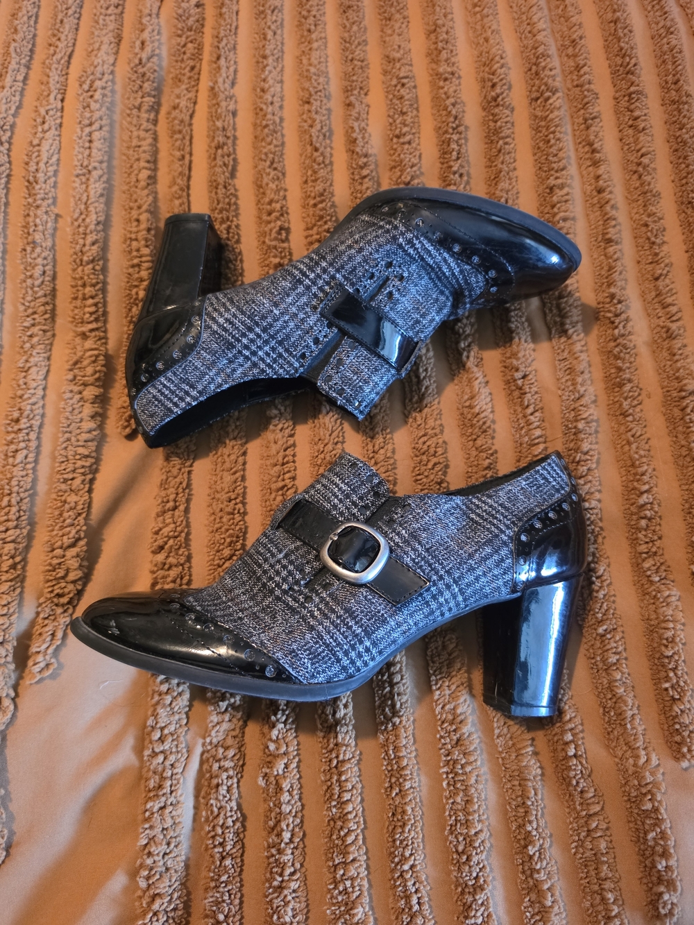 Karen Scott "Kayden" Plaid Oxford Pumps 7.5